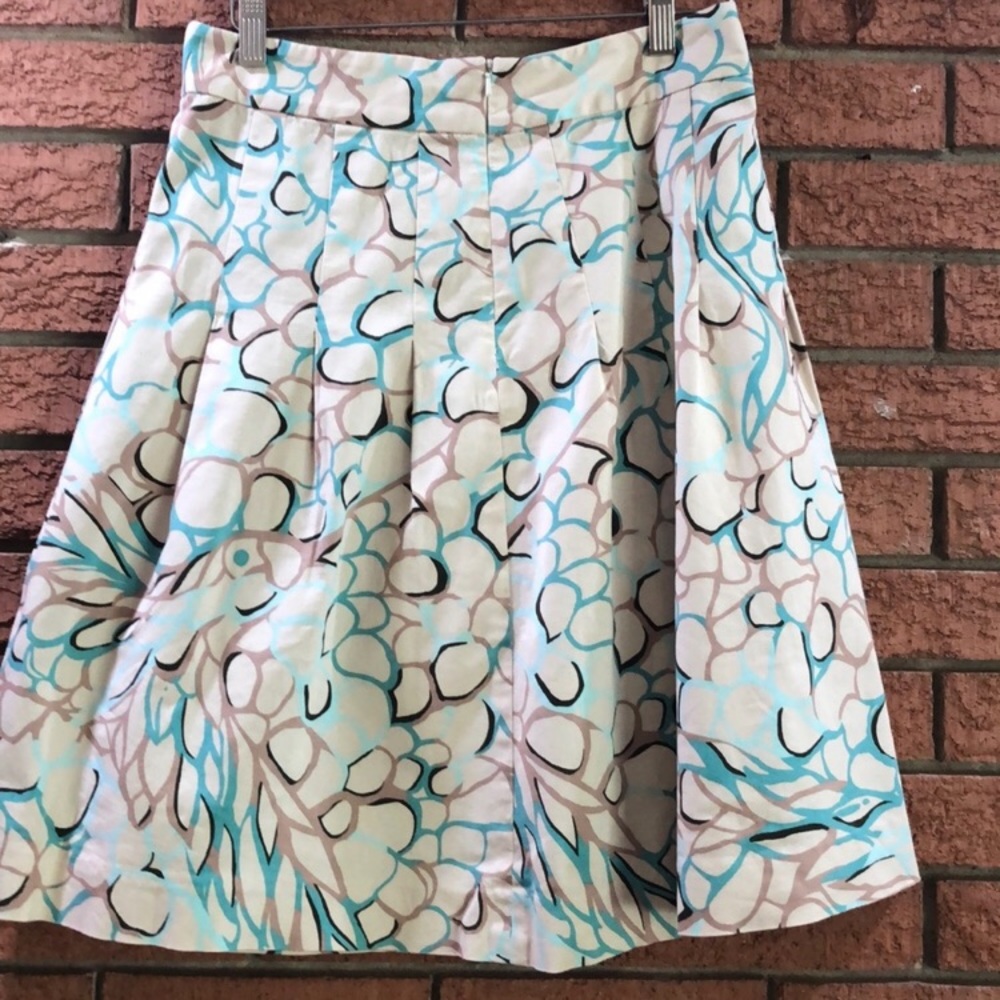 🧁LILLY PULITZER🧁A-LINE PLEATED OPEN FLORAL SKIRT - Picture 3 of 7